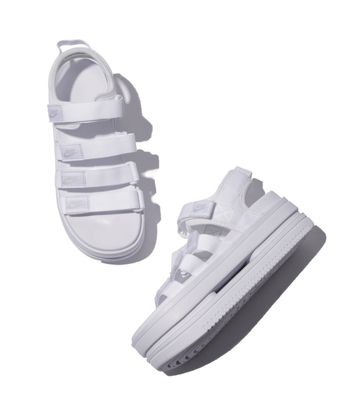 【セール】【追加】【NIKE】 ウィメンズアイコンクラシックサンダル【WEB限定】（サンダル）｜NIKE（ナイキ）