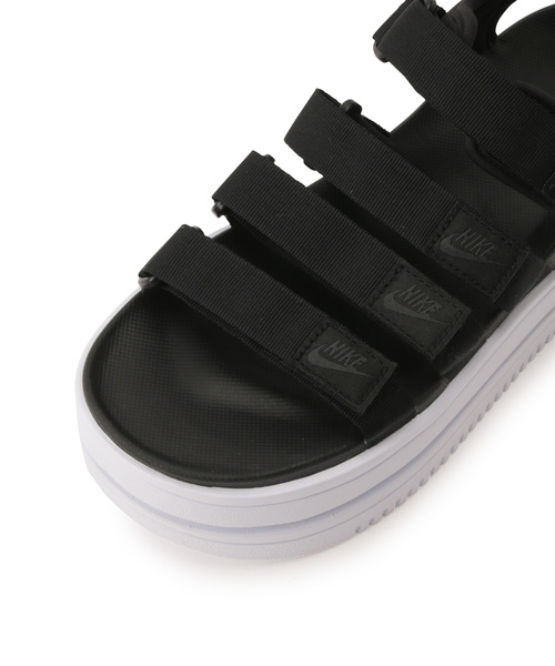 【セール】【追加】【NIKE】 ウィメンズアイコンクラシックサンダル【WEB限定】（サンダル）｜NIKE（ナイキ）