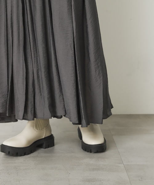 SENSE OF PLACE by URBAN RESEARCH（センスオブプレイスバイアーバンリサーチ）の「フレアボリュームスカート（スカート・レディース・ライトベージュ/チャコールグレー/イエロー・MEDIUM/SMALL）」の16枚目の写真