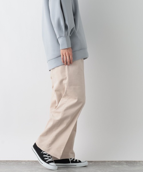 GLOBAL WORK(グローバルワーク)の「ウツクシルエットコーデュロイワイドパンツ/906752(その他パンツ・レディース・モカ/グレイッシュベージュ/スミクロ・MEDIUM/LARGE/SMALL)」の18枚目の写真