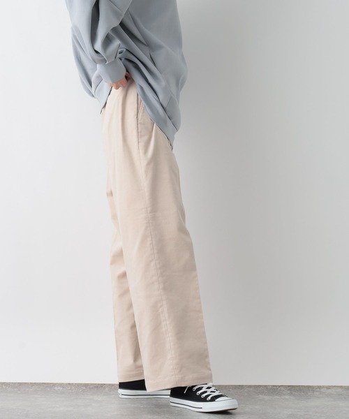 GLOBAL WORK(グローバルワーク)の「ウツクシルエットコーデュロイワイドパンツ/906752(その他パンツ・レディース・モカ/グレイッシュベージュ/スミクロ・MEDIUM/LARGE/SMALL)」の19枚目の写真