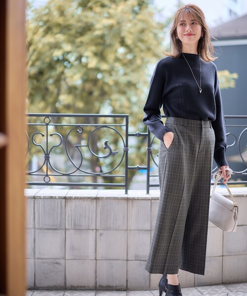 ANY SIS（エニィスィス）の「【洗える】スフレボトルネック ニット（ニット/セーター・レディース・ネイビー系/ライトグリーン系/ライトグレー系/アイボリー系/ピンク系/スカイブルー系・2）」の8枚目の写真