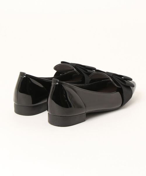 ALPHA CUBIC（アルファーキュビック）の「【made in Japan】軽量スクエアトゥリボンローファー（ローファー・レディース・ダークベージュ/ブラック・23.0cm/23.5cm/22.5cm/24.0cm/24.5cm）」の3枚目の写真