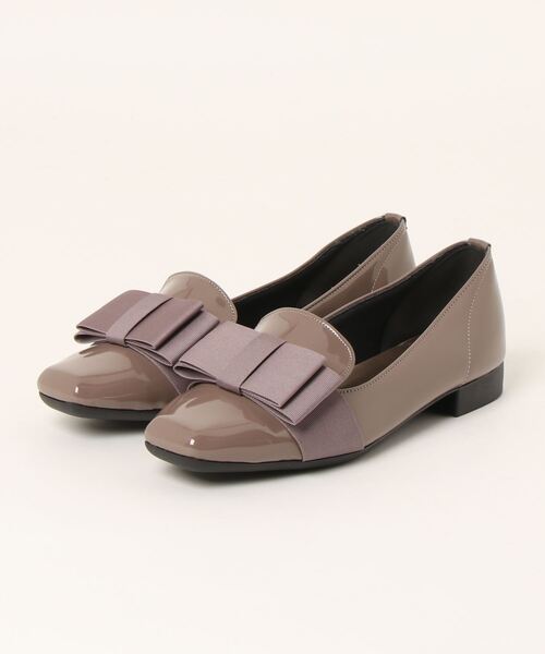 ALPHA CUBIC（アルファーキュビック）の「【made in Japan】軽量スクエアトゥリボンローファー（ローファー・レディース・ダークベージュ/ブラック・23.0cm/23.5cm/22.5cm/24.0cm/24.5cm）」の9枚目の写真