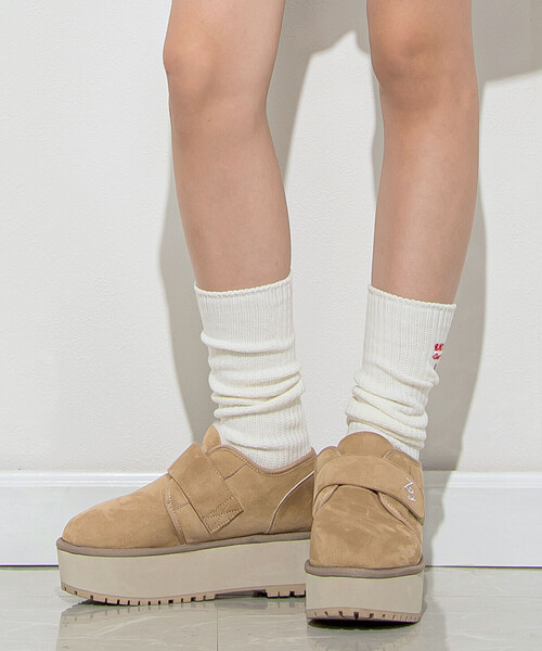 ZIDDY（ジディ）の「【 ニコ☆プチ 掲載 】厚底ムートンブーツ(21~24cm)（ブーツ・キッズ・ベージュ/ブラック・24.0cm/23.0cm/22.0cm/21.0cm）」の7枚目の写真