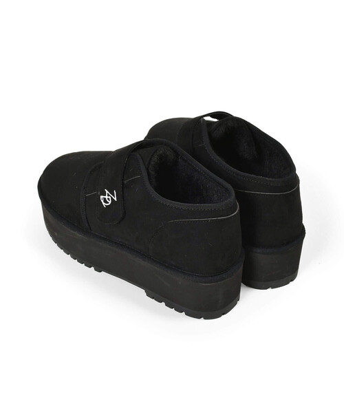 ZIDDY（ジディ）の「【 ニコ☆プチ 掲載 】厚底ムートンブーツ(21~24cm)（ブーツ・キッズ・ベージュ/ブラック・24.0cm/23.0cm/22.0cm/21.0cm）」の9枚目の写真