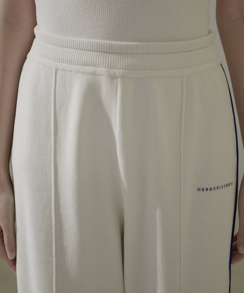 SALON adam et rope'（サロン アダム エ ロペ）の「トラックパンツ -CreamyCotton /クリーミーコットン-（その他パンツ・レディース・ライトグレー/ホワイト/ブラック系その他/ブルー系その他4・FREE）」の20枚目の写真