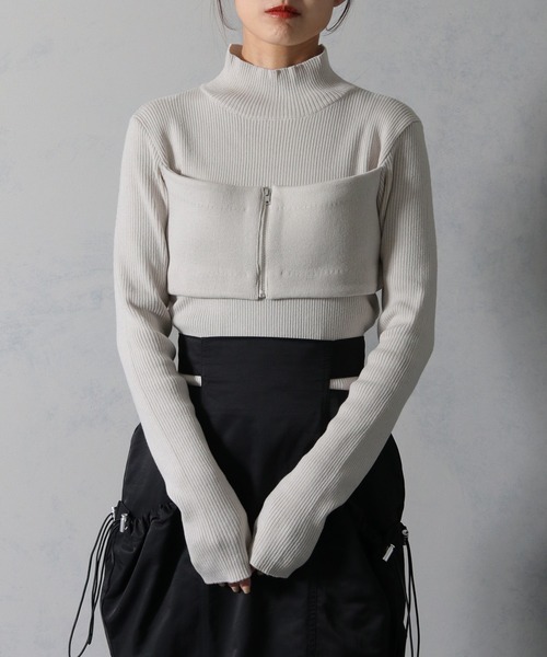 &g'aime(アンジェム)の「【&g’aime】ビスチェドッキングリブニットトップス(ニット/セーター・レディース・グレイッシュベージュ/ブラック/ブルー・FREE)」の2枚目の写真