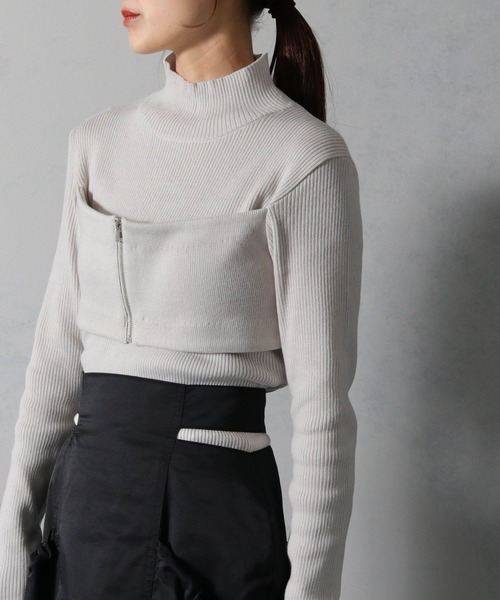 &g'aime(アンジェム)の「【&g’aime】ビスチェドッキングリブニットトップス(ニット/セーター・レディース・グレイッシュベージュ/ブラック/ブルー・FREE)」の6枚目の写真