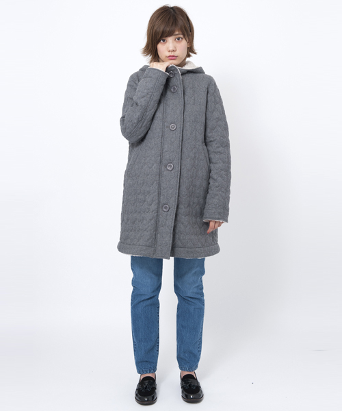 MILKFED.（ミルクフェド）の「HEART QUILTED COAT（その他アウター・レディース・アッシュ/ネイビー・MEDIUM/SMALL）」の2枚目の写真