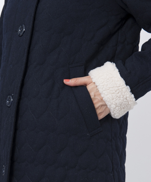 MILKFED.（ミルクフェド）の「HEART QUILTED COAT（その他アウター・レディース・アッシュ/ネイビー・MEDIUM/SMALL）」の6枚目の写真