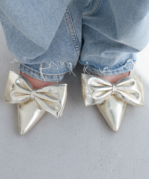 EVOL(イーボル)の「一部WEB限定カラー【EVOL】取り外し可リボンバックバンドパンプス IW5277(パンプス・レディース・ブラック/シルバー/ゴールド/インディゴブルー・22.0cm/22.5cm/23.0cm/23.5cm/24.0cm/24.5cm/25.0cm)」の4枚目の写真