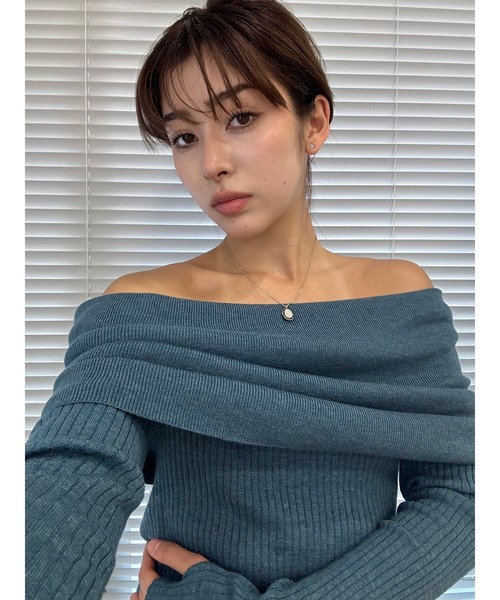 DURAS（デュラス）の「Offshol loose knit（ニット/セーター・レディース・ブラウン/ブルー/ピンク・FREE）」の7枚目の写真