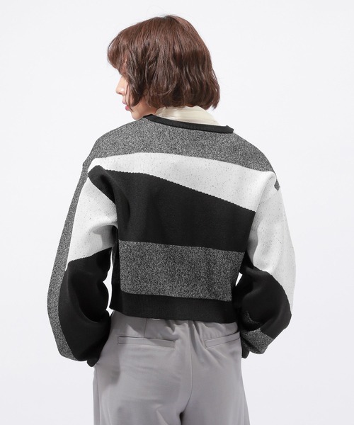 PAGEBOY（ページボーイ）の「カラーブロックショートカーディガン（カーディガン/ボレロ・レディース・オフホワイト/ブラック系その他/ブラック・FREE）」の6枚目の写真