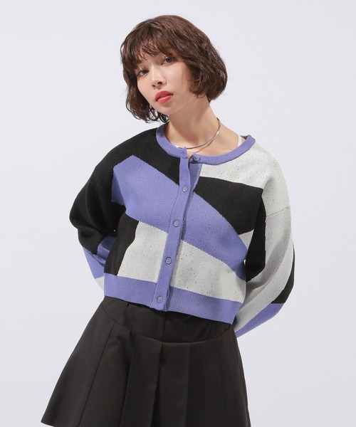 PAGEBOY（ページボーイ）の「カラーブロックショートカーディガン（カーディガン/ボレロ・レディース・オフホワイト/ブラック系その他/ブラック・FREE）」の10枚目の写真