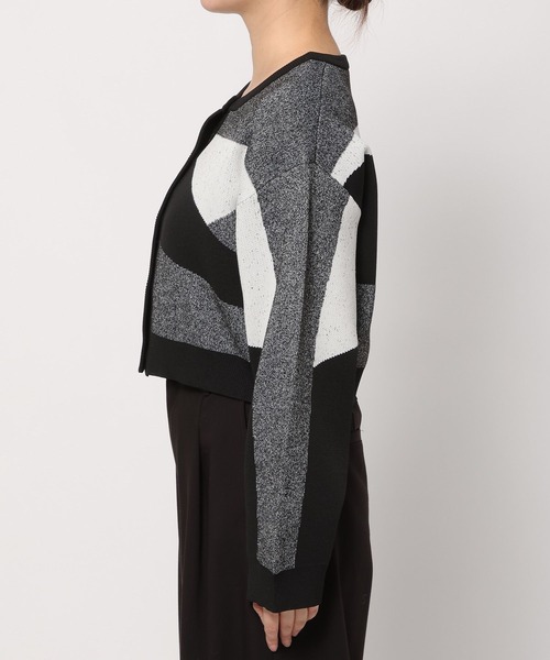 PAGEBOY（ページボーイ）の「カラーブロックショートカーディガン（カーディガン/ボレロ・レディース・オフホワイト/ブラック系その他/ブラック・FREE）」の20枚目の写真