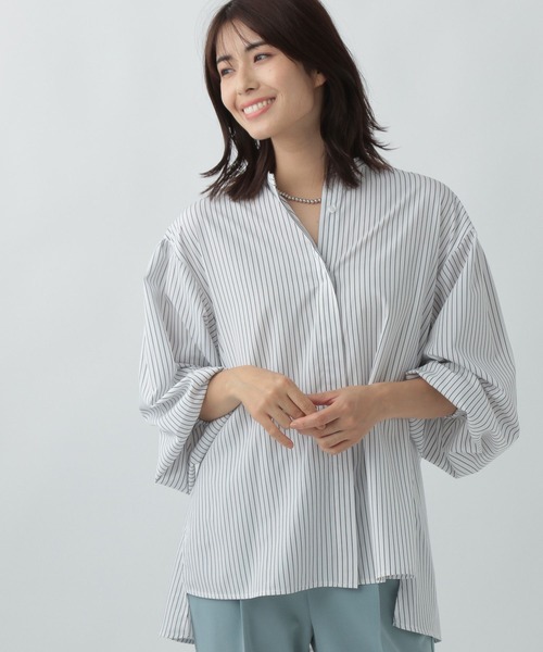 Elura（エルーラ）の「アイロンいらず袖コンブラウス（シャツ/ブラウス・レディース・ホワイト/ホワイト系その他5/ライトブルー・LARGE/MEDIUM）」の9枚目の写真