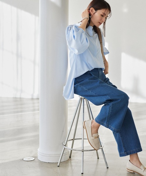 Elura（エルーラ）の「アイロンいらず袖コンブラウス（シャツ/ブラウス・レディース・ホワイト/ホワイト系その他5/ライトブルー・LARGE/MEDIUM）」の14枚目の写真