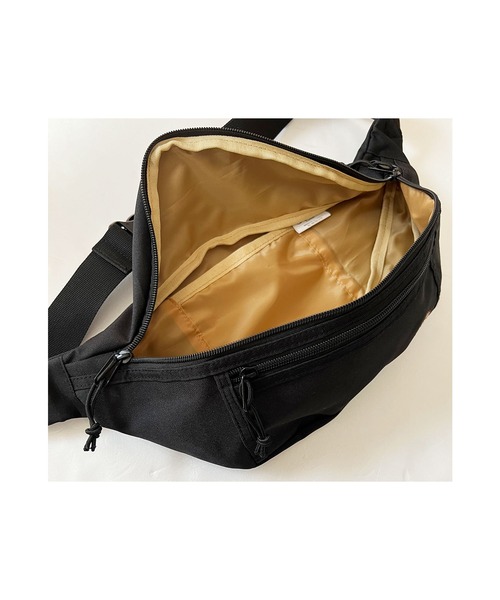 MARVEL（マーベル）の「【 MARVEL 】 エンブロイダリー ボディバッグ（ボディバッグ/ウエストポーチ・メンズ・ブラック系その他3/ブラック系その他2/ブラック・FREE）」の6枚目の写真