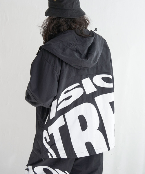 VENCEEXCHANGE(ヴァンスエクスチェンジ)の「VISION STREET WEAR ヴィジョンストリートウェア フードナイロンジャケット(ナイロンジャケット・メンズ・ホワイト/レッド/ブラック・LL/M/L)」の15枚目の写真