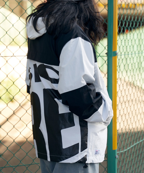 VENCEEXCHANGE(ヴァンスエクスチェンジ)の「VISION STREET WEAR ヴィジョンストリートウェア フードナイロンジャケット(ナイロンジャケット・メンズ・ホワイト/レッド/ブラック・LL/M/L)」の19枚目の写真