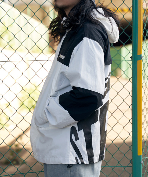 VENCEEXCHANGE(ヴァンスエクスチェンジ)の「VISION STREET WEAR ヴィジョンストリートウェア フードナイロンジャケット(ナイロンジャケット・メンズ・ホワイト/レッド/ブラック・LL/M/L)」の21枚目の写真