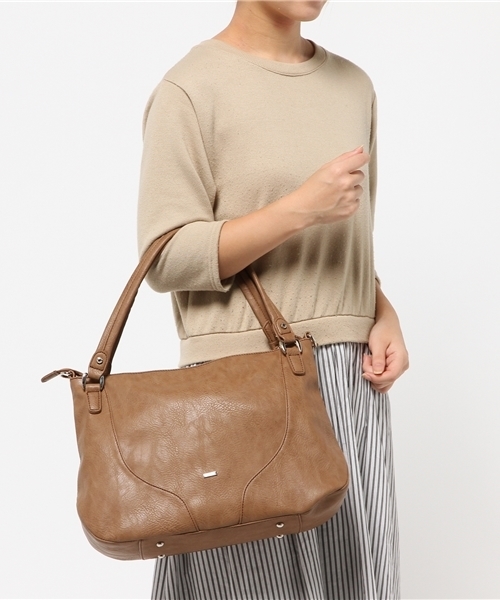 BAG selection ONWARD(バッグ セレクション オンワード)の「デュラブルⅥ ショルダーバッグ(ショルダーバッグ・レディース・グレー系1/ブラック系/オレンジ系・F)」の10枚目の写真
