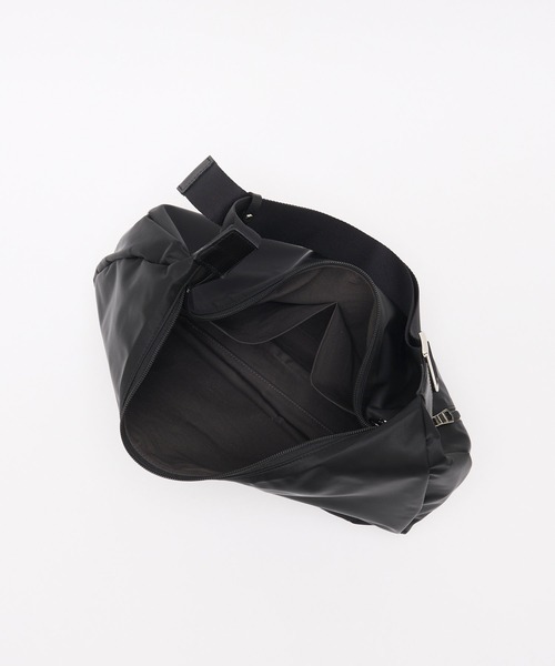 russet（ラシット）の「クラウズナイロンラウンドビッグショルダーバッグ(CE-1292)（ショルダーバッグ・レディース・ブラック/グレー系その他/ホワイト系その他/ブラック×ブルー/ダークグレー/ブラック系その他・FREE）」の22枚目の写真