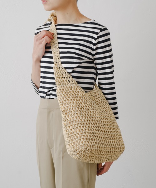 Actually（アクチュアリー）の「ペーパー手編み ワンハンドルバッグ（ショルダーバッグ・レディース・グレー/ベージュ/ラベンダー/グリーン・フリー）」の7枚目の写真