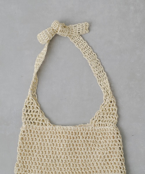 Actually（アクチュアリー）の「ペーパー手編み ワンハンドルバッグ（ショルダーバッグ・レディース・グレー/ベージュ/ラベンダー/グリーン・フリー）」の11枚目の写真