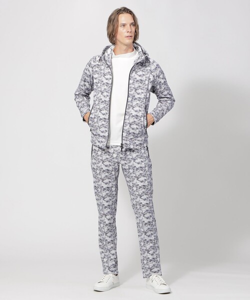 EPOCA UOMO(エポカウォモ)の「【SPORTO】ハイパーストレッチモックネックカットソー(Tシャツ/カットソー・メンズ・ライトブルー/グリーン系その他3・50/46)」の6枚目の写真