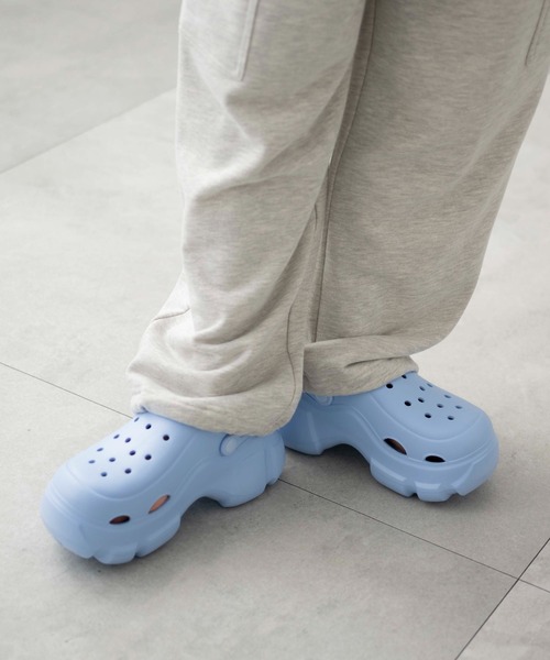 WEGO（ウィゴー）の「●WEGO/ボリュームカラーサンダル（サンダル・レディース・サックスブルー/ブラック/ピンク/ホワイト/シルバー・SMALL/MEDIUM/LARGE）」の4枚目の写真