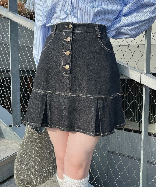F i.n.t（フィント）の「裾切替デニムミニスカート/fint（スカート・レディース・ライトブルー/ブラック・FREE）」の2枚目の写真
