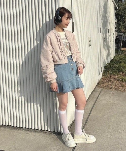 F i.n.t（フィント）の「裾切替デニムミニスカート/fint（スカート・レディース・ライトブルー/ブラック・FREE）」の16枚目の写真