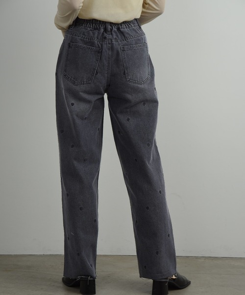 I_am(アイアム)の「heartful denim high waist pants / ハートフルデニムハイウエストパンツ(デニムパンツ・レディース・ブラック/インディゴブルー・FREE)」の6枚目の写真