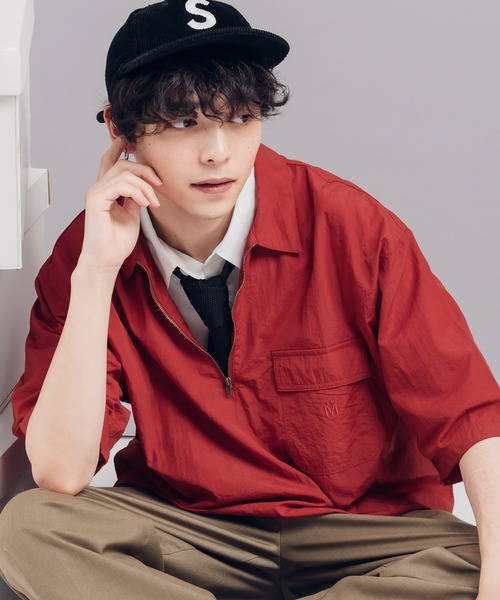 MUHET（ミュエータ）の「ナイロンハーフジップTシャツ（Tシャツ/カットソー・レディース・ネイビー/レッド/カーキ/ライトベージュ/チャコールグレー/オレンジ・MEDIUM/X-LARGE）」の6枚目の写真