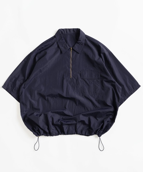 MUHET（ミュエータ）の「ナイロンハーフジップTシャツ（Tシャツ/カットソー・レディース・ネイビー/レッド/カーキ/ライトベージュ/チャコールグレー/オレンジ・MEDIUM/X-LARGE）」の9枚目の写真