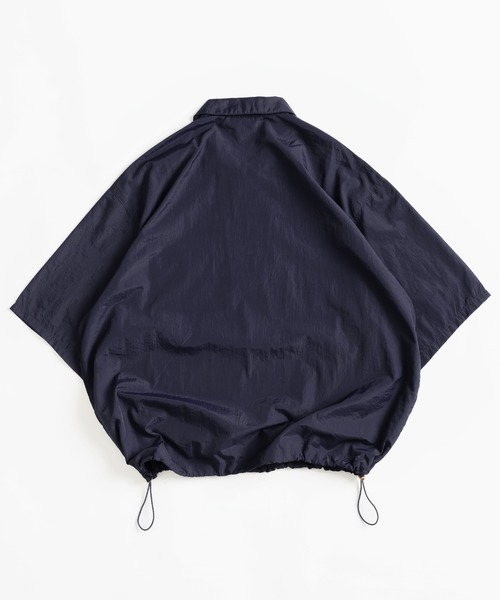 MUHET（ミュエータ）の「ナイロンハーフジップTシャツ（Tシャツ/カットソー・レディース・ネイビー/レッド/カーキ/ライトベージュ/チャコールグレー/オレンジ・MEDIUM/X-LARGE）」の10枚目の写真