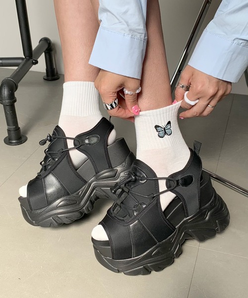 non-hedge（ノンヘッジ）の「蝶モチーフソックス（ソックス/靴下・レディース・ホワイト/ブラック・FREE）」の6枚目の写真