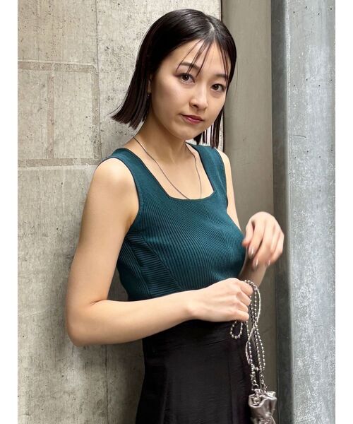 MURUA（ムルーア）の「デザインリブタンク（ニット/セーター・レディース・グレー/グリーン/レッド/ホワイト・FREE）」の21枚目の写真