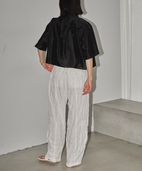 TODAYFUL（トゥデイフル）の「TODAYFUL Satin Short Shirts 12410406（シャツ/ブラウス・レディース・ブラック/ライトブルー/ホワイト・FREE）」の16枚目の写真