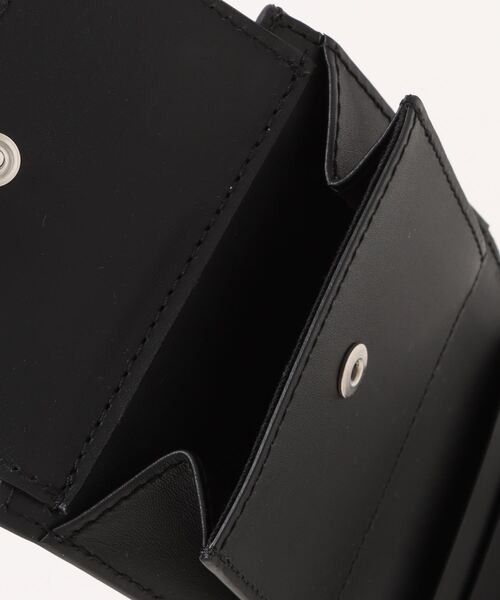 A.P.C.（アーペーセー）の「TRIFOLD CHARLES  24AH（財布・メンズ・ブラック・ONESIZE）」の5枚目の写真