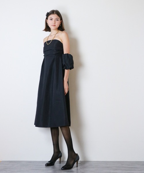 a lot of love（ア ロット オブ ラブ）の「パフスリーブオフショルエレガントワンピース/パーティードレス（ドレス・レディース・ブラック/グリーン/オフホワイト・FREE）」の9枚目の写真