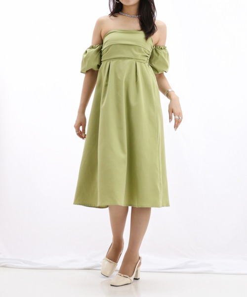 a lot of love（ア ロット オブ ラブ）の「パフスリーブオフショルエレガントワンピース/パーティードレス（ドレス・レディース・ブラック/グリーン/オフホワイト・FREE）」の20枚目の写真