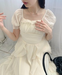 スクエアネックフリルパール フレアボリュームワンピース