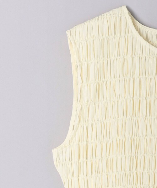 UNITED ARROWS（ユナイテッドアローズ）の「シャーリング ノースリーブ ワンピース（ワンピース・レディース・クリーム/ブラック・36/38）」の13枚目の写真