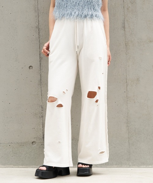 RAY CASSIN（レイカズン）の「ダメージピグメントスウェットパンツ（その他パンツ・レディース・グレー系その他2/ブラウン/アイボリー/ブラック・FREE）」の11枚目の写真