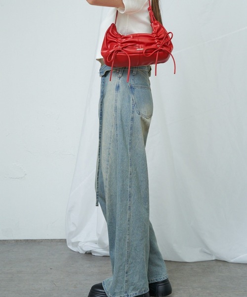 RAY CASSIN（レイカズン）の「ギャザーリボンショルダー（ショルダーバッグ・レディース・シルバー/ブラック/レッド・FREE）」の16枚目の写真