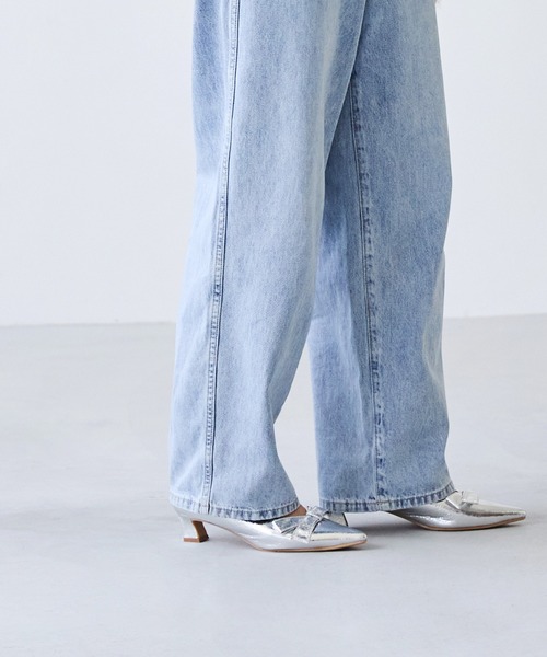 menue（メヌエ）の「リボンモチーフ ポインテッドトゥ ヒールパンプス（パンプス・レディース・アイボリー/シルバー/ブラック/レッド・23.0cm/24.0cm/25.0cm/26.0cm/21.5cm/22.0cm/22.5cm/23.5cm/24.5cm/25.5cm）」の17枚目の写真