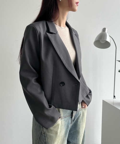 VACANCY(ヴァカンシー)の「ダブルショートジャケット(テーラードジャケット・レディース・アイボリー/チャコールグレー/グレー・FREE)」の5枚目の写真